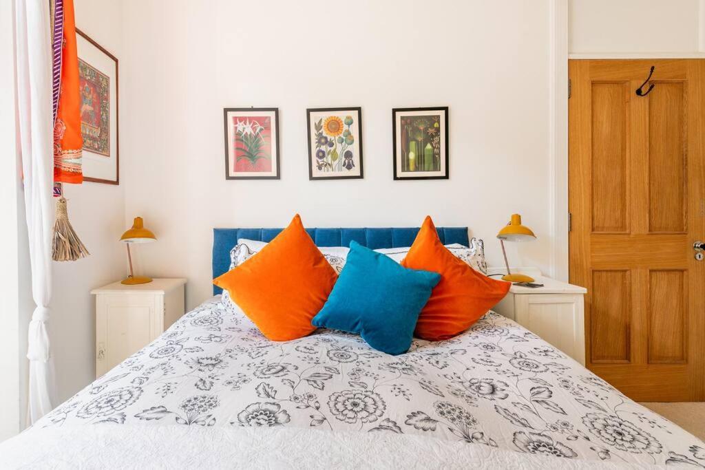 Holyrood Park: Lush & Arty 2 Double Bed Flat Apartment Edinburgh Exterior photo