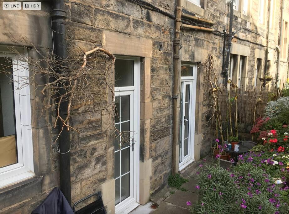 Holyrood Park: Lush & Arty 2 Double Bed Flat Apartment Edinburgh Exterior photo
